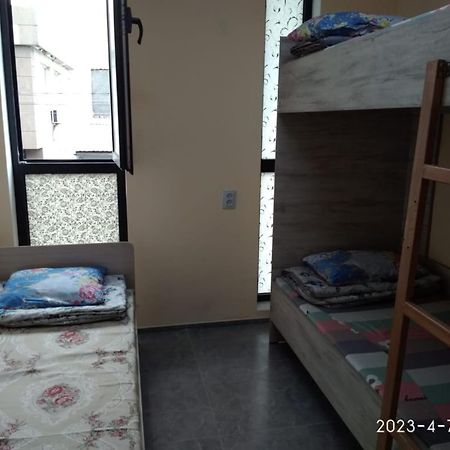Tastaq Hostel Almaty Extérieur photo